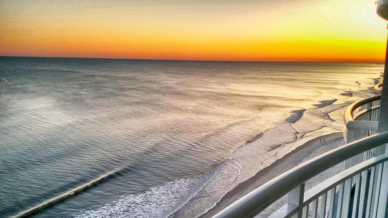 Stunning Ocean Front Views Steps To Boardwalkpier Leilighet Myrtle Beach Eksteriør bilde